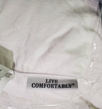 Load image into Gallery viewer, LC Platinum, Tri Cool: Live Comfortably Memory Fiber Pillows - 2 pk King