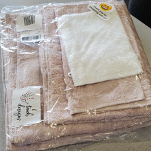 Load image into Gallery viewer, Bamboo VIP Luxury/Spa Bath Towel Set 4 Piece, Soft, Absorbent and Sustainable Luxury Bath, Face and Hand Towel, Dusty Rose