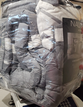 Load image into Gallery viewer, Bedding Nautica 5-Piece Gray Comforter Set With Throw Pillows, Queen Size