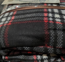 Load image into Gallery viewer, Winter Nights Collection: Black/gray/white Plaid 4pc fleece sheets Set, Double
