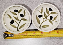 Load image into Gallery viewer, Harry &amp; David Olive Pattern mini Hors d'oeuvre saucers, 2-Pk,  3.5" x 1"
