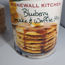 Load image into Gallery viewer, Stonewall Kitchen BLUEBERRY Breakfast Gift Basket (5 pc),
