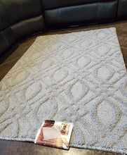 Load image into Gallery viewer, Mohawk Home Sculpted Allure Accent Rug, Caston Sculp Gray, 30 in x 45 in
