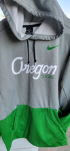 Load image into Gallery viewer, NIKE Oregon Ducks Green Therma Fit Pullover Hoodie Mens Size Med, Pre-owned
