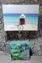Load image into Gallery viewer, Photo Block Clip with Starfish Charm &amp; "Home is Where the Beach is" Wood Grain
