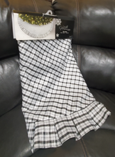 Load image into Gallery viewer, Christmas Home &amp; Hearth 52" Plaid Christmas Tree Skirt White/Black, Jaclyn Smith Collection
