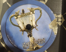 Load image into Gallery viewer, Wonder Forge Ravensburger Pictopia, The Ultimate Picture-Trivia Family Game - Harry Potter Edition
