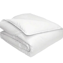 Load image into Gallery viewer, Hotel Grand, 240 TC Luxury White Goose Feather + Down Comforter Full/Queen
